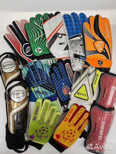Вратарские перчатки