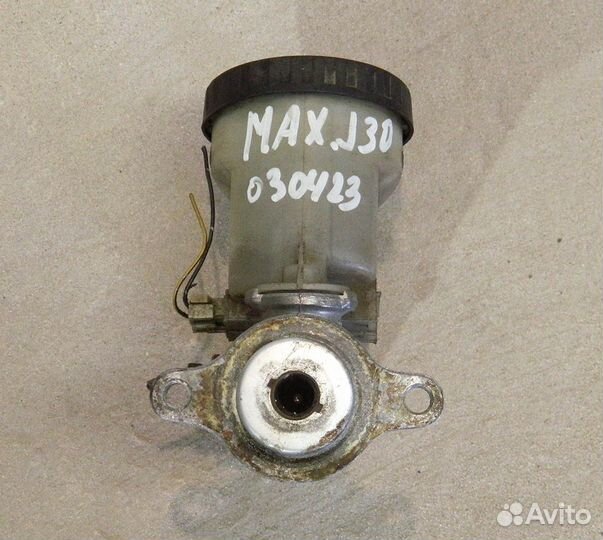 Цилиндр тормозной главный Nissan Maxima J30