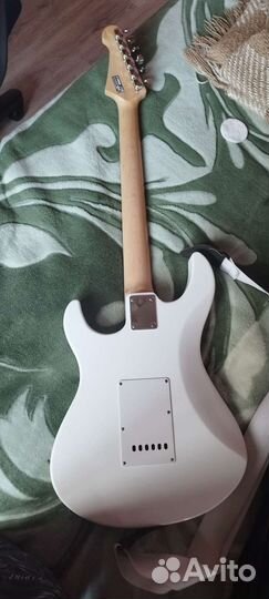 Электрогитара yamaha pacifica 012-wh