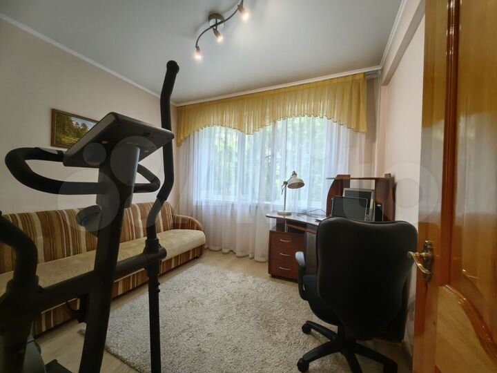 3-к. квартира, 71,2 м², 2/5 эт.