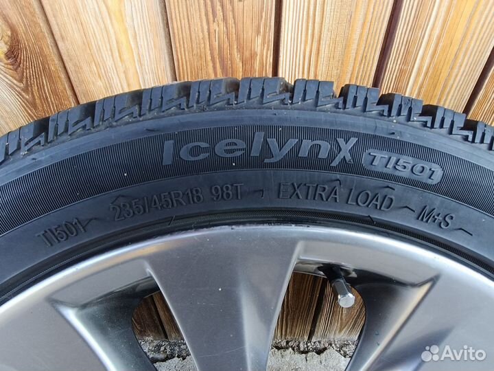 Triangle IcelynX TI501 235/45 R18