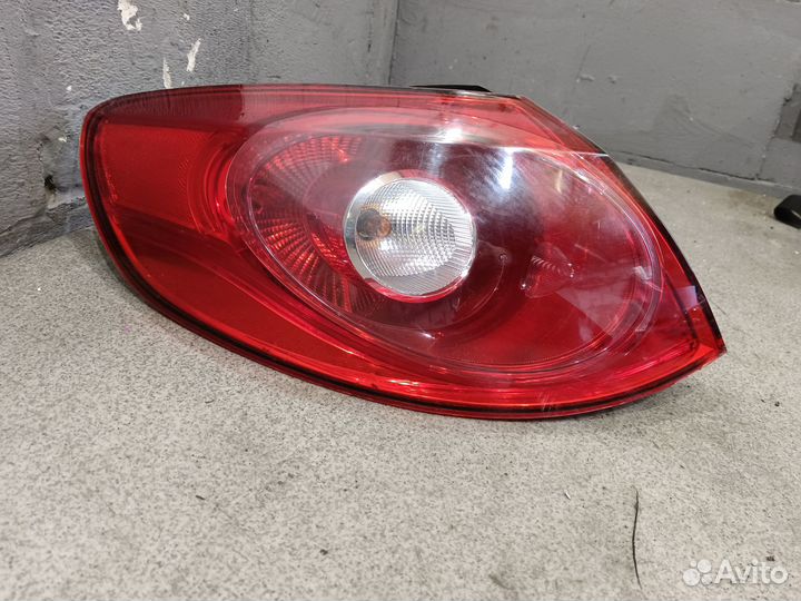 Задний левый фонарь для Volkswagen Passat CC
