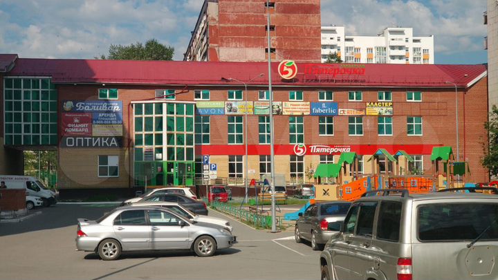 Продам этаж в торговом центре