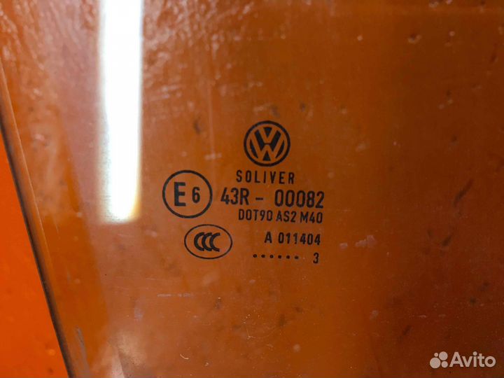 Стекло двери задней правой Volkswagen Passat