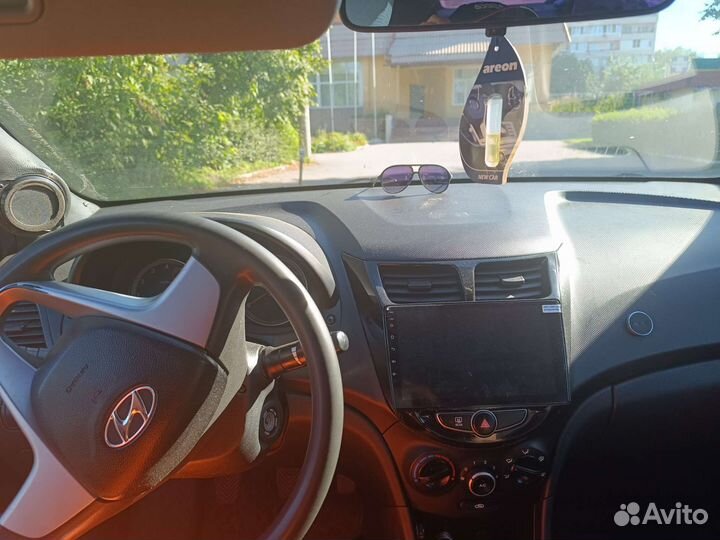 Hyundai Solaris 1.4 МТ, 2011, 266 000 км