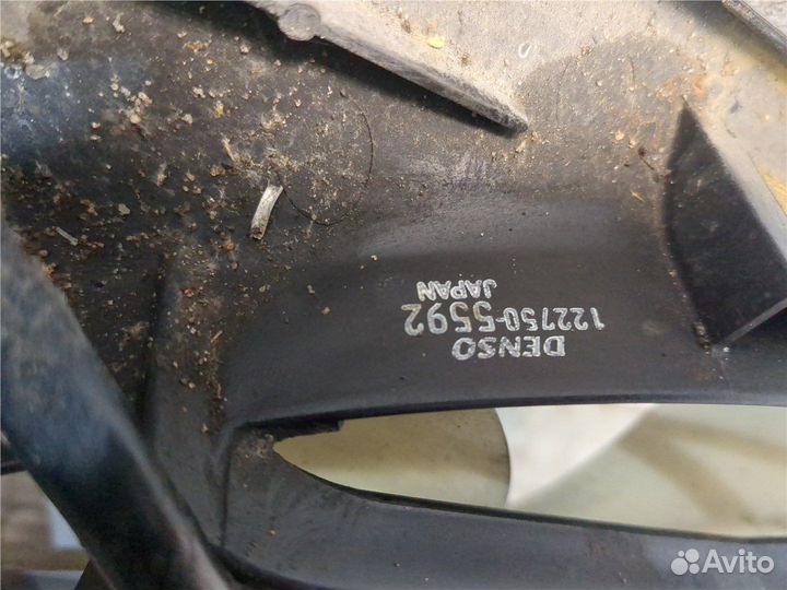 Вентилятор радиатора Toyota Celica, 2004