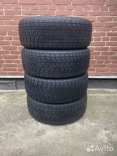 Bridgestone Blizzak DM-V1 265/60 R18 110R