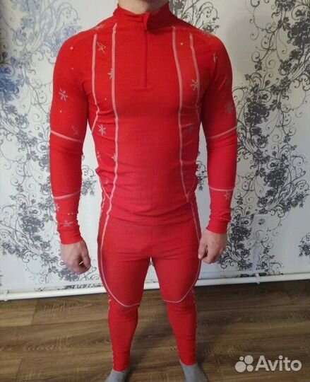 Гоночный соревновательный лыжный костюм