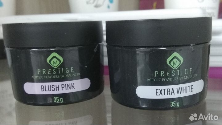 Акриловая пудра для наращивания ногтей