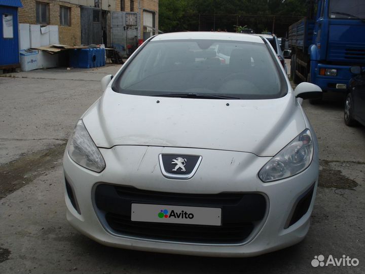 Peugeot 308 1.6 AT, 2012, 140 000 км