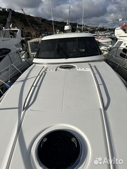 Круизная яхтаWindy 43 Typhoon HT, 2004 г