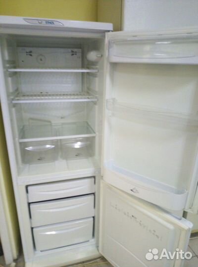 Холодильники б/у stinol 
