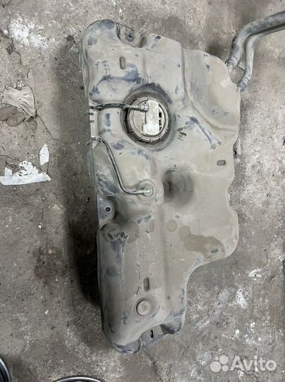 Бензобак renault logan