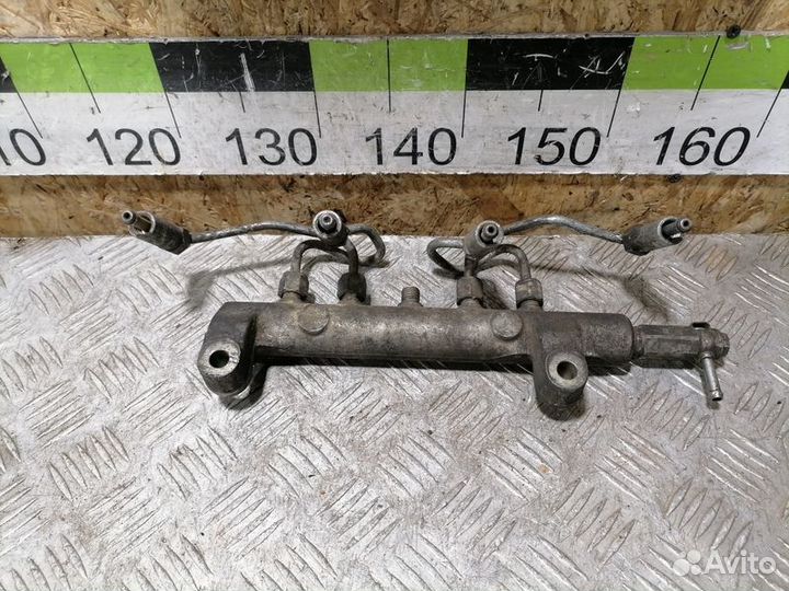 Рейка топливная рампа Nissan Navara d40