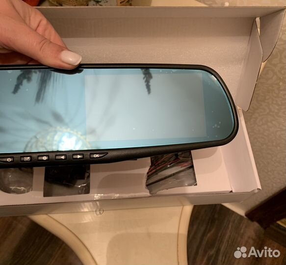 Зеркало с видеорегистратором