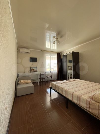 Комната 26 м² в 8-к., 3/3 эт.