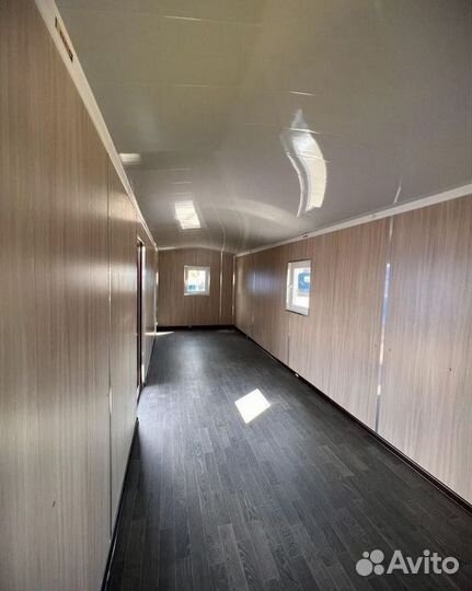 Вагон дома на колесах, полозьях