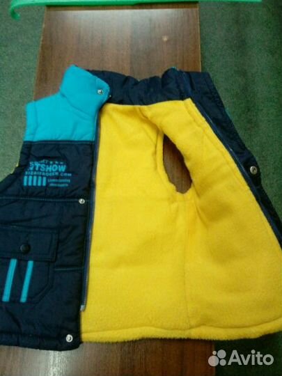 Жилетка на мальчика.4-5 лет