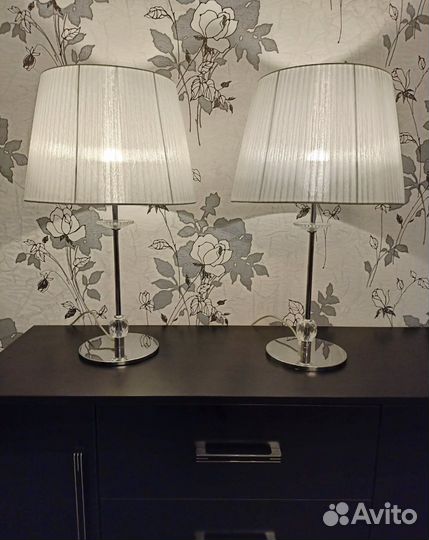 Лампа настольная