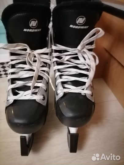 Продам коньки мужские р. 38