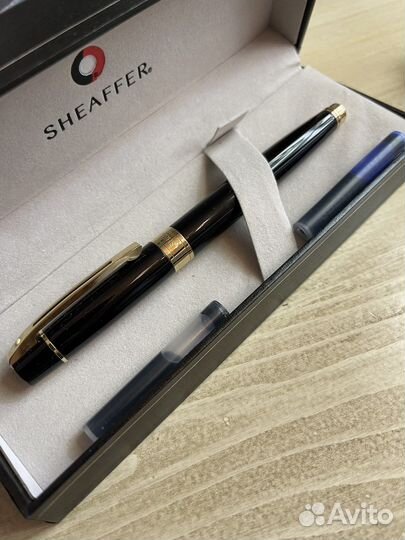 Перьевая ручка Sheaffer с чернилами