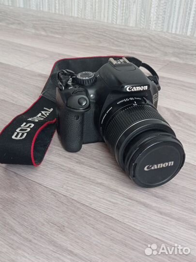 Зеркальный фотоаппарат canon 550d kit 18-55mm