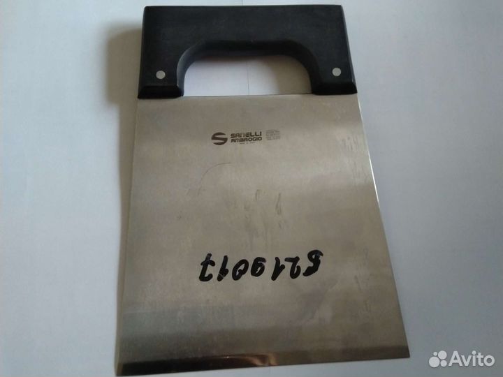 Нож для пармезана