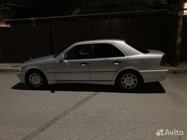 Mercedes-Benz C-класс 1.8 МТ, 2000, 180 000 км