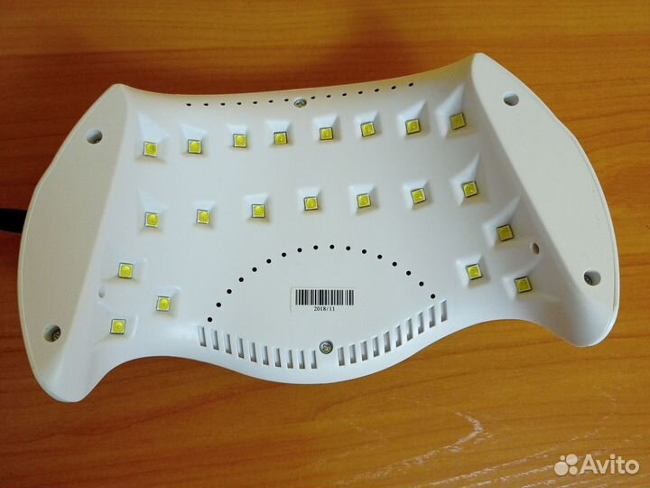 Лампа для маникюра