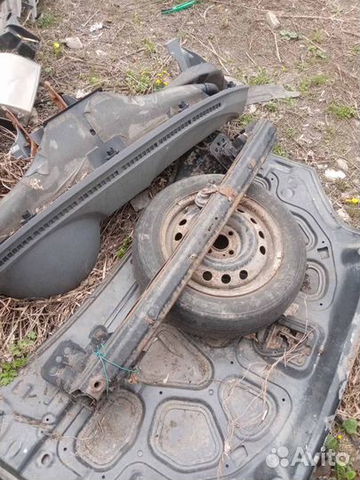 Усилитель переднего бампера Ford Fusion