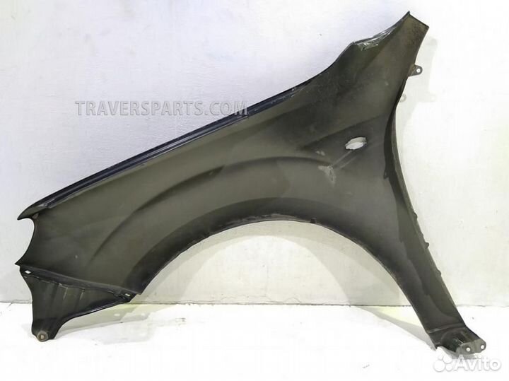 Крыло переднее правое