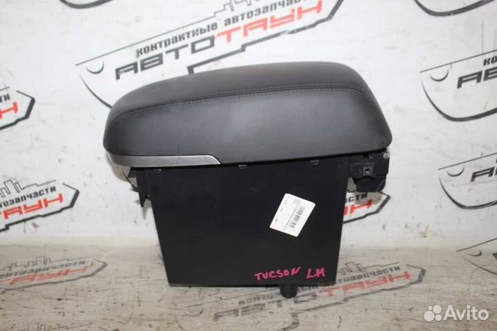 Подлокотник hyundai IX35 tucson LM черный D045