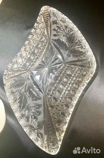 Хрустальная ваза