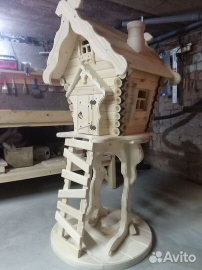 Избушка на курьих ножках