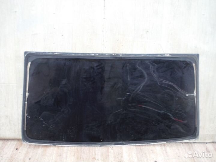 Стекло заднее №20 Renault Logan 1 2011