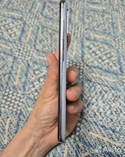 Samsung Galaxy S20, 8/128 ГБ