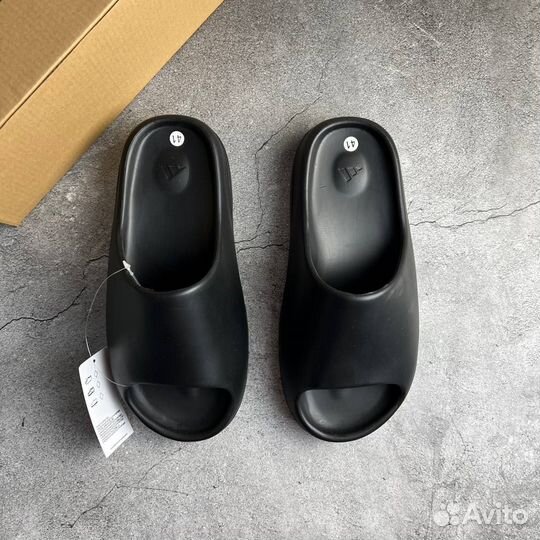 Сланцы Adidas Yeezy Slide Black (36-45)