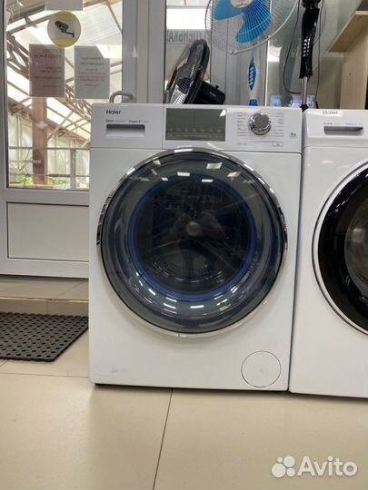 Стиральная машина Haier HW80-B14876 8кг (хр)