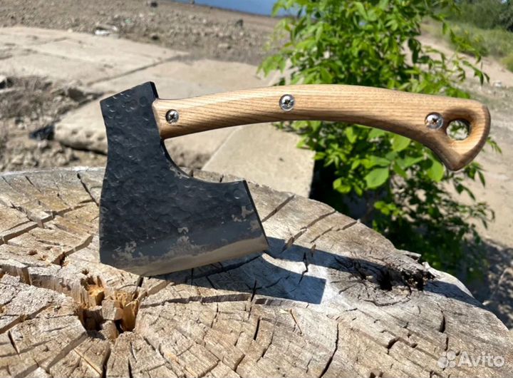 Топор цельнометаллический