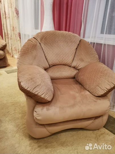 Перетяжка мягкой мебели