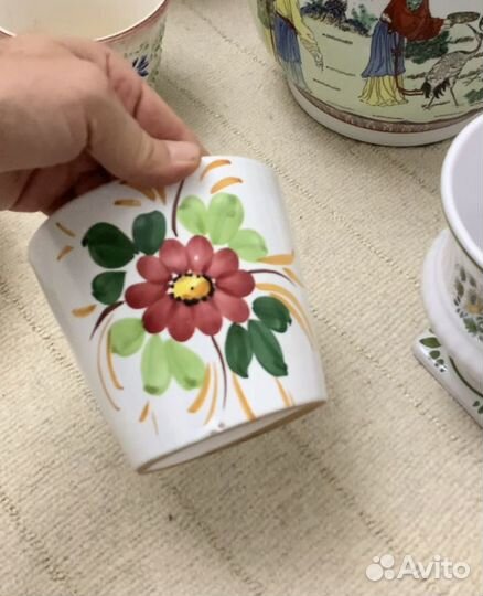 Горшок керамический. С крышками и без