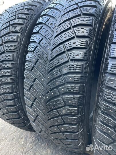 Michelin X-Ice North 4 215/65 R17 103T