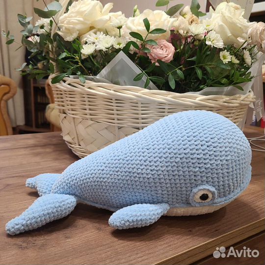 Вязаные игрушки кит