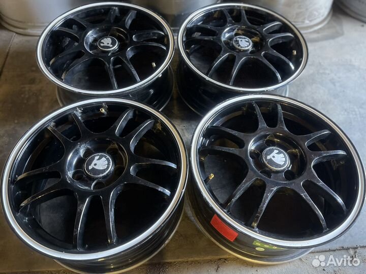 5х100 R15 VAG