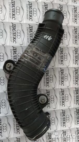 Патрубок интеркулера VW Passat (B6) 2005-2010