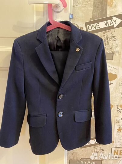 Школьный костюм