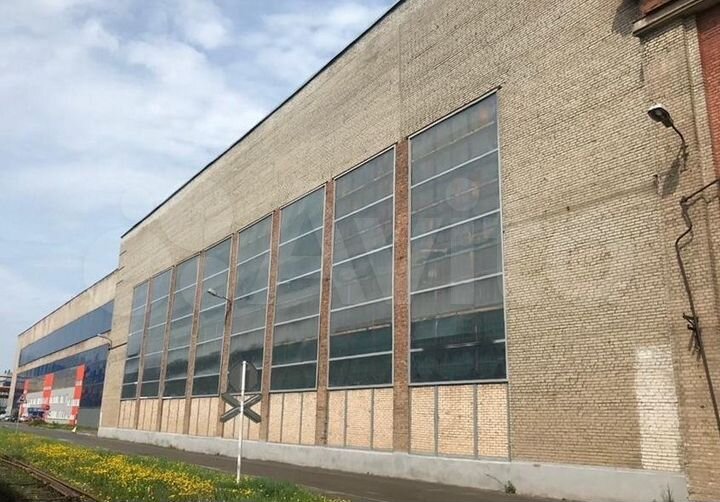 Производство, 8200 м²
