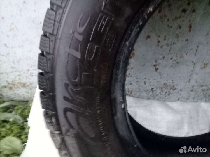 Arctic Trucks AT405 175/70 R13