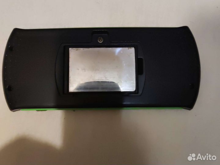 Портативная игровая приставка