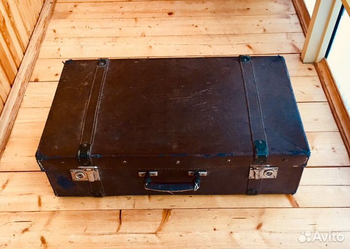 Чемоданы времен СССР